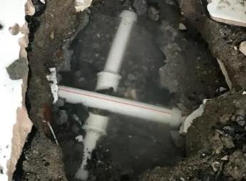 三穗阳台漏水维修公司为您分享楼上楼下漏水怎么处理