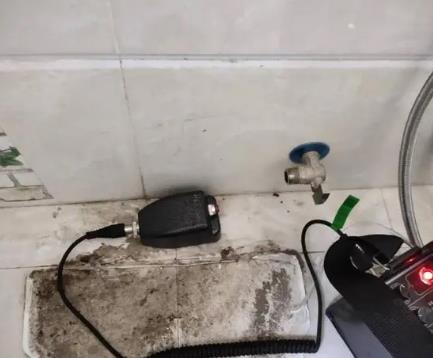 三穗屋顶漏水维修公司分享下卫生间漏水的危害及解决方法